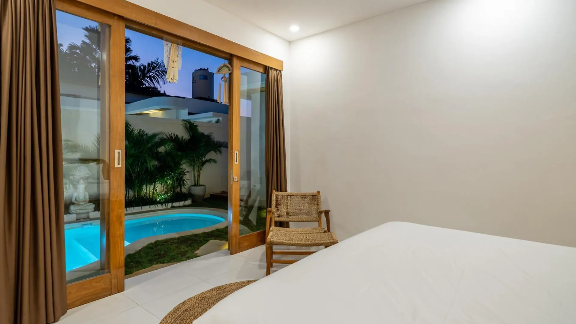 Canggu Vibe 2Bdr Villa With Pool And Nearby Delights Kerobokan